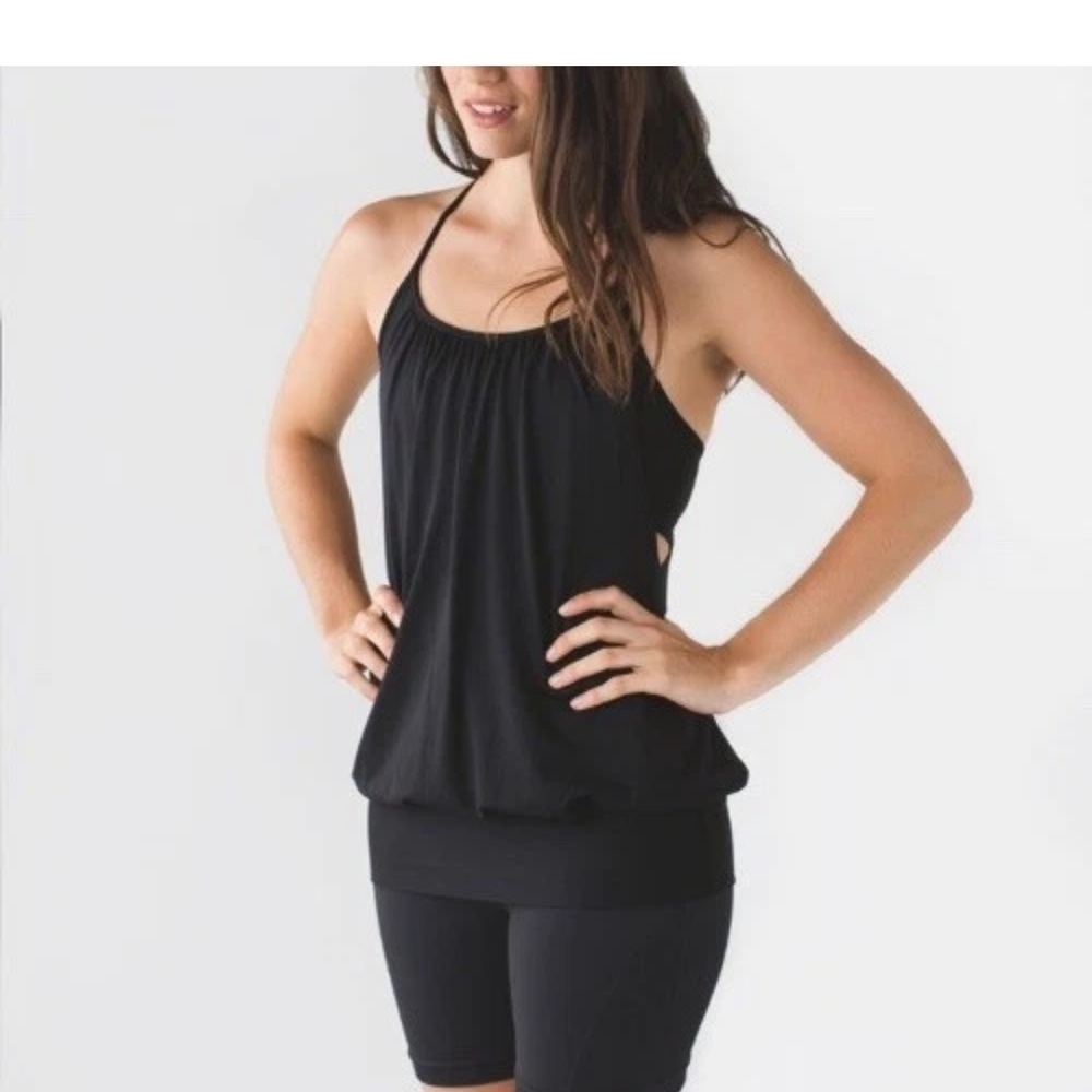 Lululemon No Limits Tank Top Loose Fit with Built-In Sports Bra Black 8